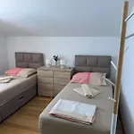 Apartment Flipa Lilly