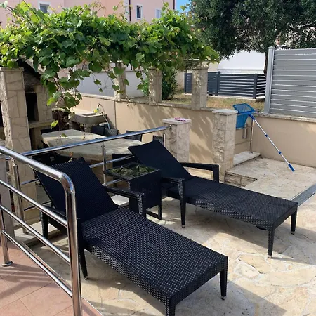 Flipa Lilly דירה