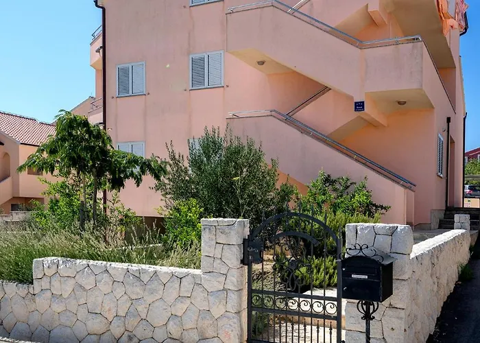 Flipa Lilly Apartamento *